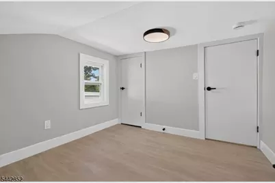 44 Breckenridge Ter, Irvington, NJ 07111 - Photo 32