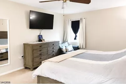 24A Woodedge Ave #4, Edison Twp., NJ 08817 - Photo 10