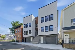 26 Parkhurst St, Newark, NJ 07114 - Photo 2