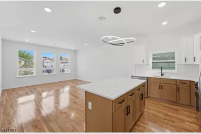 26 Parkhurst St, Newark, NJ 07114 - Photo 16