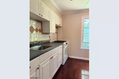 495 Main St #D3, Chatham, NJ 07928 - Photo 4