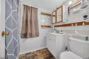 3 Union St, Franklin Township, NJ 08528 - Photo 6