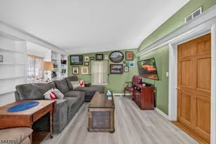 3 Union St, Franklin Township, NJ 08528 - Photo 8