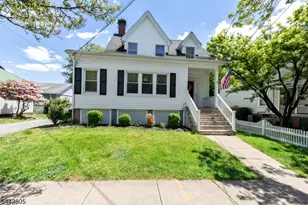 11 Milton Pl, Morristown, NJ 07960 - Photo 2