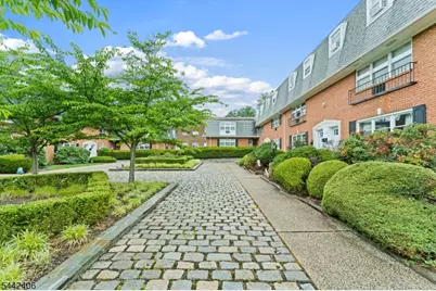 25 River Rd #27, Nutley Twp., NJ 07110 - Photo 20