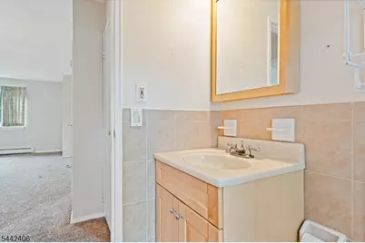 25 River Rd #27, Nutley Twp., NJ 07110 - Photo 16