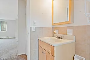 25 River Rd, Nutley Twp., NJ 07110 - Photo 16