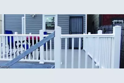 46 Sanford St, East Orange, NJ 07018 - Photo 2