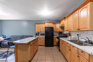 363 Summer St, Paterson, NJ 07501 - Photo 6