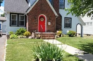 1074 Rose St, Plainfield, NJ 07060 - Photo 2