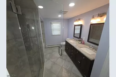 423-427 Lake St, Newark, NJ 07104 - Photo 8