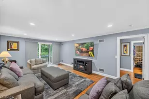 69 Peach Hill Ct, Ramsey, NJ 07446 - Photo 1