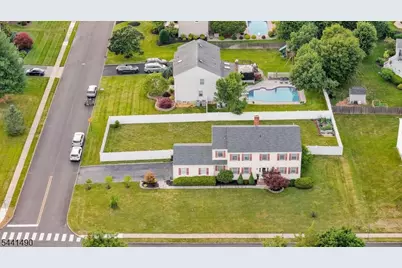 2 Daniel Dr, Hillsborough Township, NJ 08844 - Photo 8
