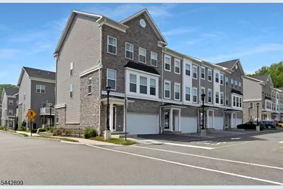 6 Martin Pl, Morris Plains, NJ 07950 - Photo 6