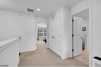 6 Martin Pl, Morris Plains, NJ 07950 - Photo 34