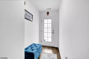 6 Martin Pl, Morris Plains, NJ 07950 - Photo 10