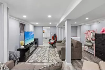 145 Fulton Ave, Fairview, NJ 07022 - Photo 28