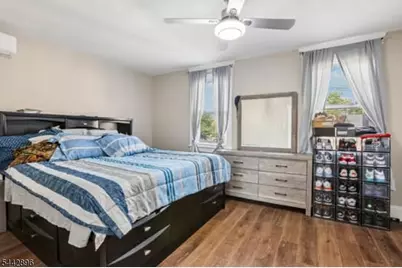 145 Fulton Ave, Fairview, NJ 07022 - Photo 22