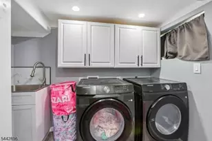 145 Fulton Ave, Fairview, NJ 07022 - Photo 30