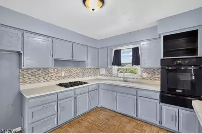 1755 Winfield St Apt #2, Rahway, NJ 07065 - Photo 14