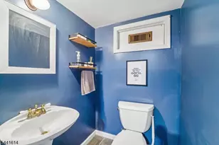 75 Rollinson St, West Orange Township, NJ 07052 - Photo 24
