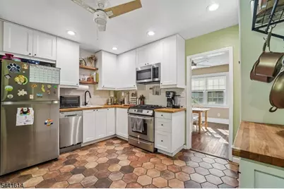 75 Rollinson St, West Orange Township, NJ 07052 - Photo 12