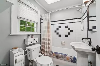 75 Rollinson St, West Orange Township, NJ 07052 - Photo 18