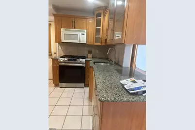 17 Pettit St, Bloomfield, NJ 07003 - Photo 4