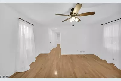 3 Country Club Rd, Livingston, NJ 07039 - Photo 18