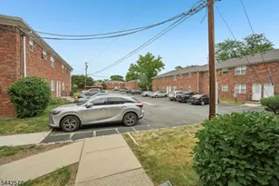1255A Valley Rd, Wayne Twp., NJ 07470 - Photo 24