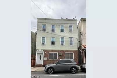 139 Elm St, Newark, NJ 07105 - Photo 2