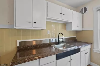 191 Brown Ave, Prospect Park, NJ 07508 - Photo 32