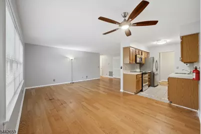 70 Harristown Rd #1, Fair Lawn, NJ 07410 - Photo 10