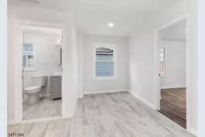 188 N 15th St, Bloomfield Twp., NJ 07003 - Photo 16