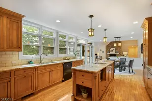 14 Denman Ct, Millburn Twp., NJ 07078 - Photo 10