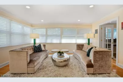 14 Denman Ct, Millburn Twp., NJ 07078 - Photo 16