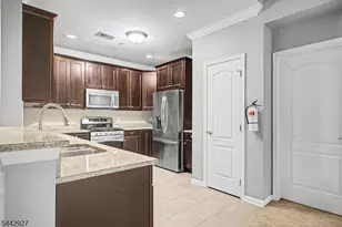 1409 Brook Hollow Dr, Hanover Township, NJ 07981 - Photo 2