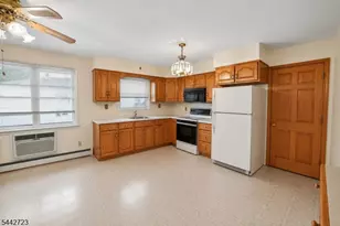 54 Haverhill Ave, Woodland Park, NJ 07424 - Photo 14