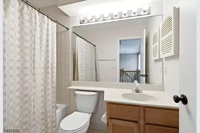 45 Weatherhill Rd, Hamburg, NJ 07419 - Photo 20