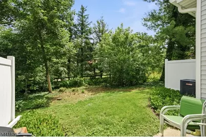 45 Weatherhill Rd, Hamburg, NJ 07419 - Photo 12