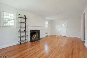 813 Miltonia St, Linden, NJ 07036 - Photo 8