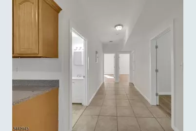 349 Osborne Ter #1, Newark, NJ 07112 - Photo 6