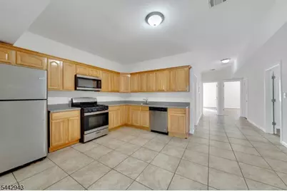 349 Osborne Ter #1, Newark, NJ 07112 - Photo 10