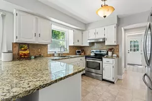 400 Ernest Dr, Hillsborough Township, NJ 08844 - Photo 12