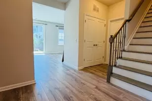 907 Greenland Square, Highland Park, NJ 08904 - Photo 12