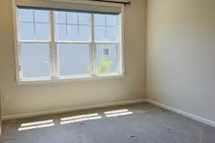 907 Greenland Square, Highland Park, NJ 08904 - Photo 16