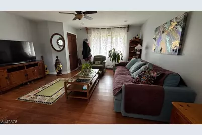 73 Hagaman St, Carteret, NJ 07008 - Photo 4