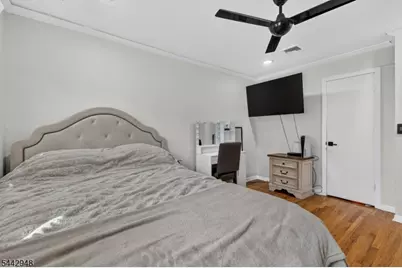 2 Country Club Ct, Livingston, NJ 07039 - Photo 14
