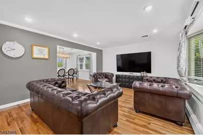 2 Country Club Ct, Livingston, NJ 07039 - Photo 2