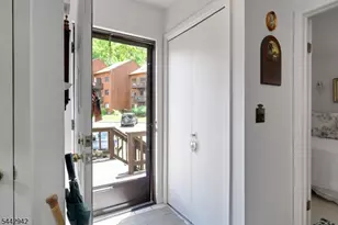 5 Brandywine Ct, Vernon, NJ 07462 - Photo 2